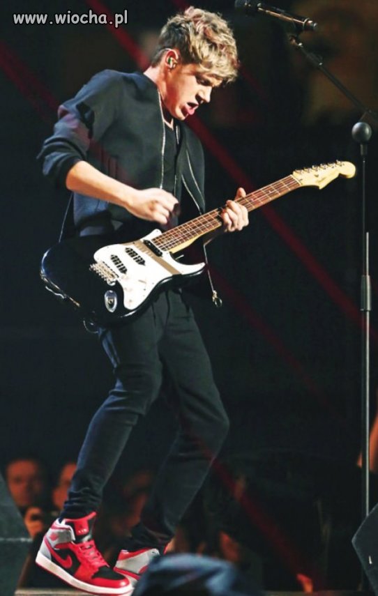 One Direction - gitarzysta magik