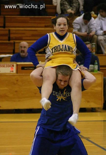 Cheerleaderka.