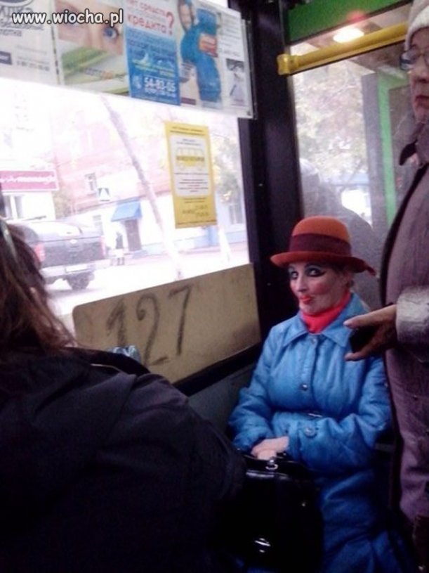 Delikatny makijaż 
