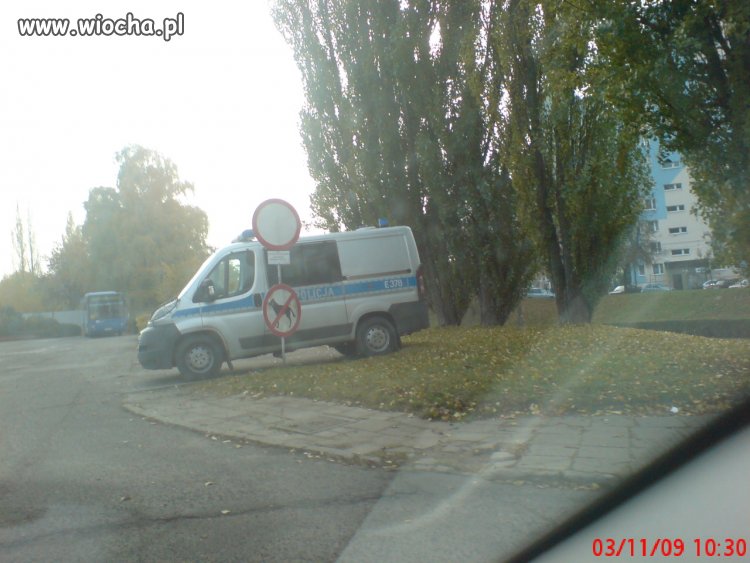 Policja a znaki zakazu. 
