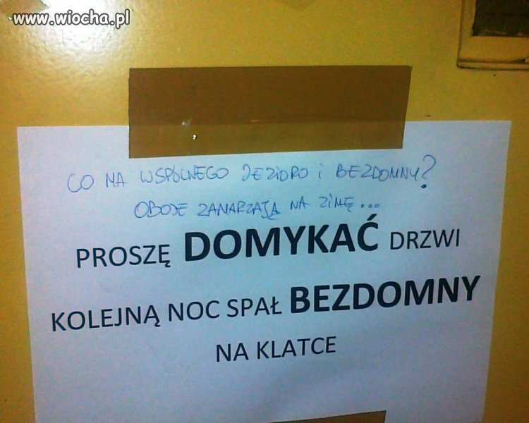 Bezdomny to siedzi w noclegowni.