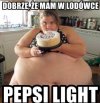Dobrze że ma w lodówce 
