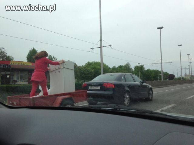 Szybciej bo lodówka mi sie rozmraża...