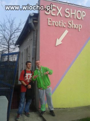 Nie możemy wejść ale walniemy sobie fotkę na fb 