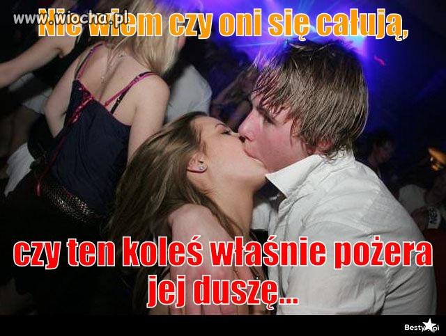 Tak się całują nastolatki