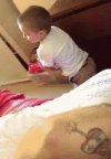Młody wyszperał sprzęt mamusi