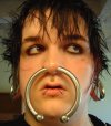 "Delikatny" piercing