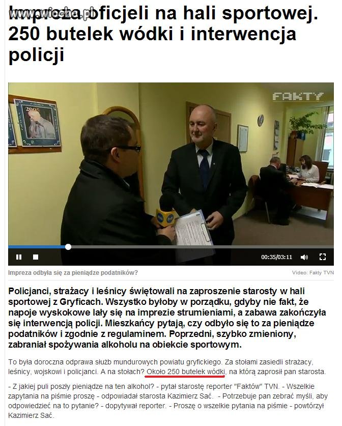 Impreza oficjeli na hali sportowej