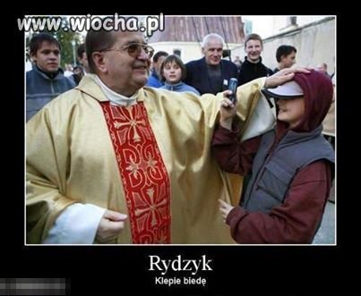 Wtf ma telefon w ręku.