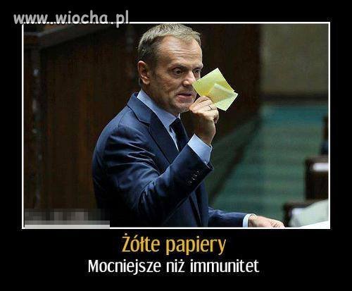 Za Mariusza T. powinna być czerwona kartka i out