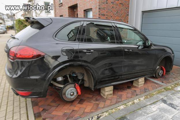 Porsche Roberta Lewandowskiego 2/10/2014
