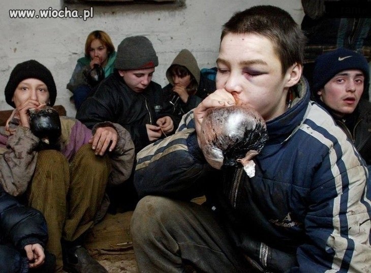 Ciemna strona dzieciństwa-Rosja