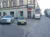 A samochód zaparkuję tak...