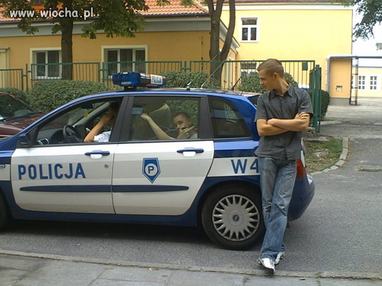 Tu kolega posprzedawał 