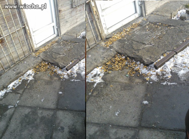 Przed wejściem do sklepu na wiosce 