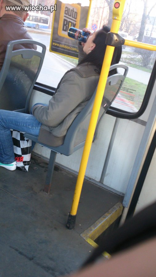 Bydgoszcz, tramwaj godzina 6:15 rano.