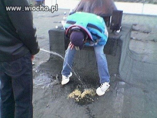 Prawdziwych przyjaciół poznaje się w biedzie