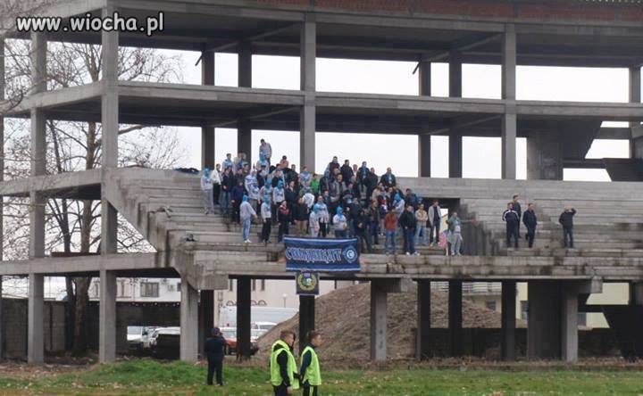 Z cyklu bezpieczny stadion