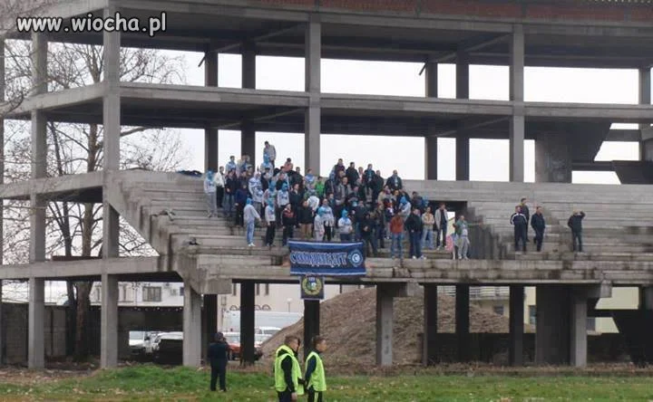 Z cyklu bezpieczny stadion