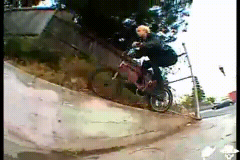 No i zeskoczył...