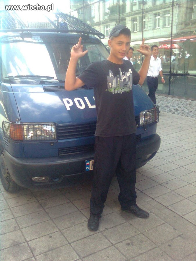 "Fuck Tha Police"