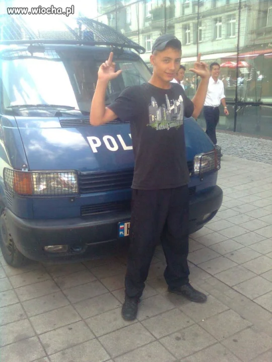 "Fuck Tha Police"