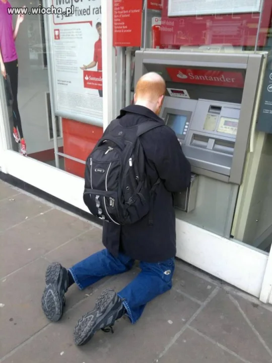 Uklęknij przed świętym