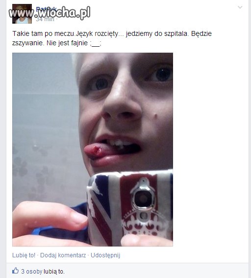 Selfie z rozciętym językiem