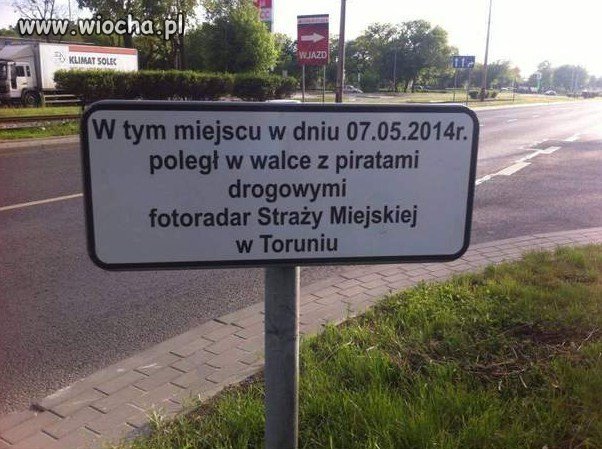 Uczcijmy to minetą ciszy...
