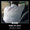 Zapomniał zdjąć stanika 