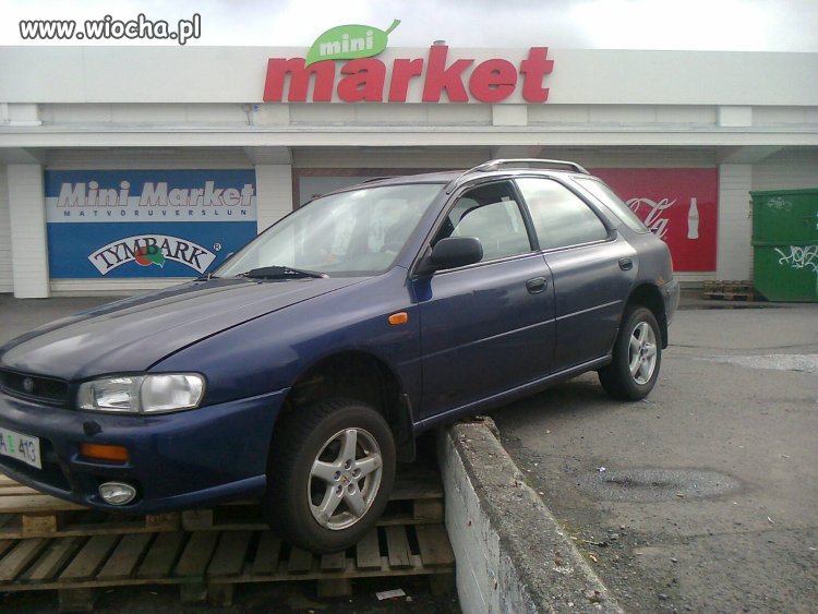 Tak się parkuje w Islandii