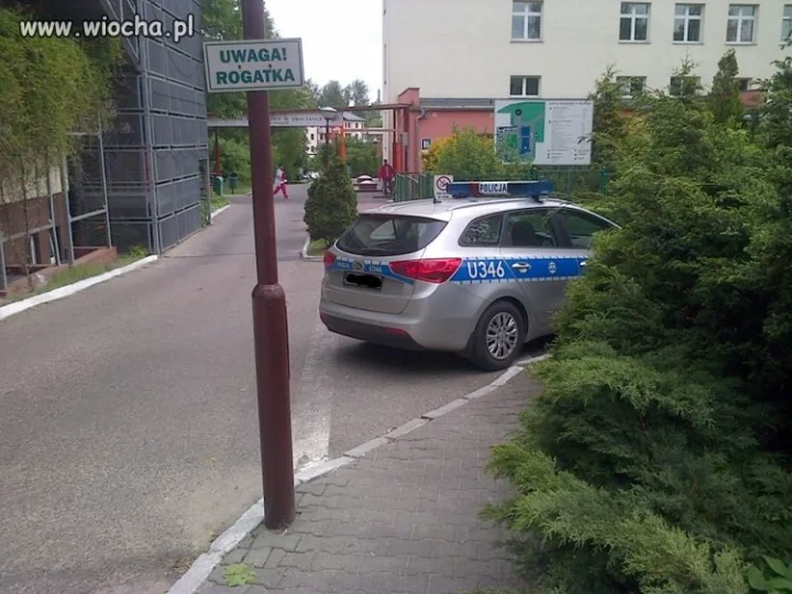 A tylko spróbuj Ty tak zaparkować...