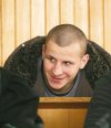 Świętowali 18-tkę na cmentarzu.
