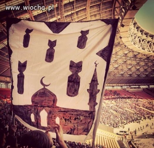 Tymczasem na stadionie...