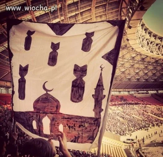 Tymczasem na stadionie...