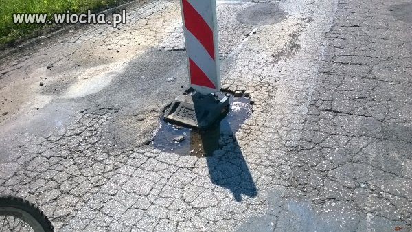  A tak łatamy dziury w Częstochowie  