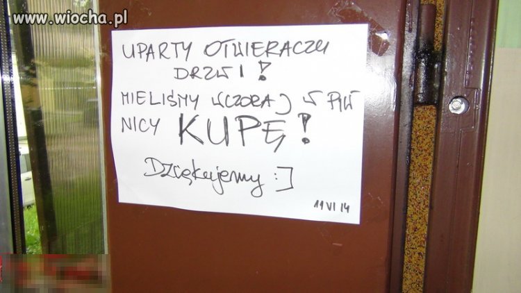Tymczasem na klatce schodowej