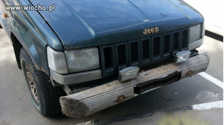 Jeep i oryginalny zderzak