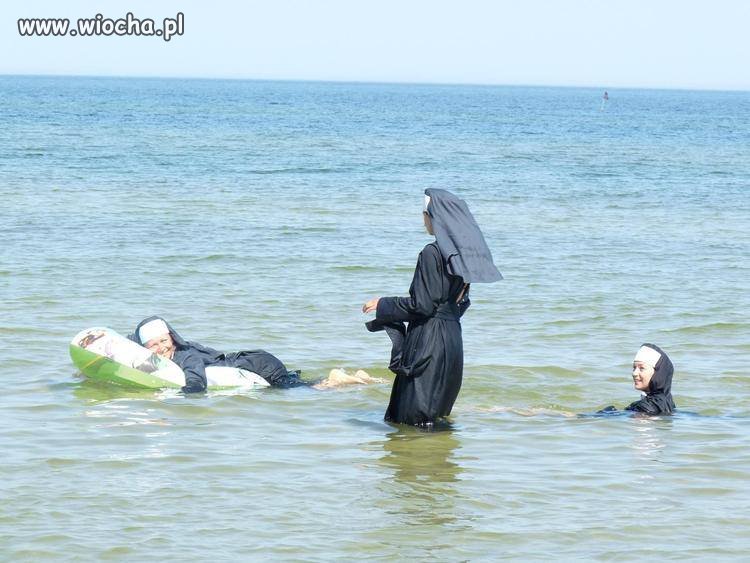 A tymczasem na plaży 