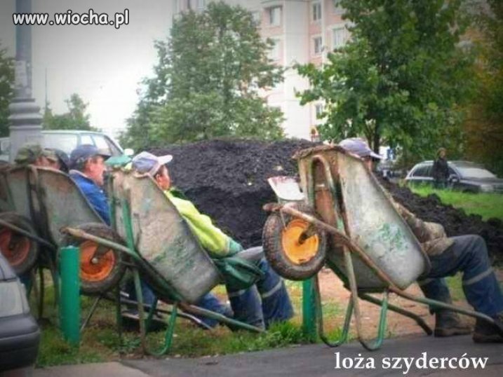 Bogowie Wiochy 