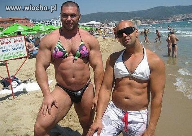Chłopaki na plaży