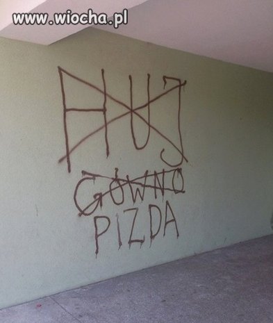 Jakie ślady zostawia debil?