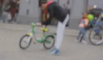 No i poleciał 