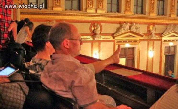 Tymczasem w teatrze