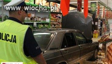Na zakupy przyjechał