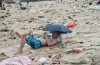 Plażing w śmiecingu...