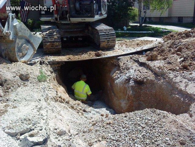 Przestrzeganie BHP - bezcenne. 