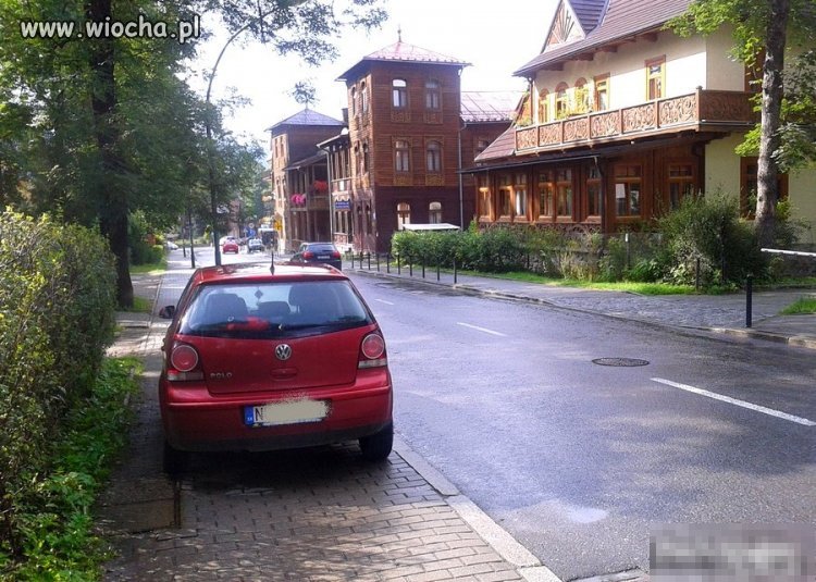 Zakopane -50 metrów dalej jest parking 2zł/godz