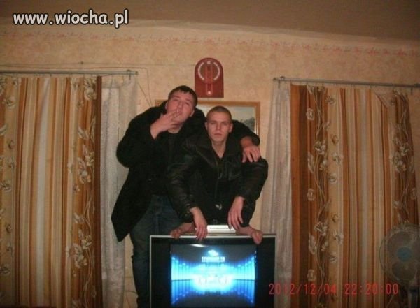 Takie tam na telewizorze