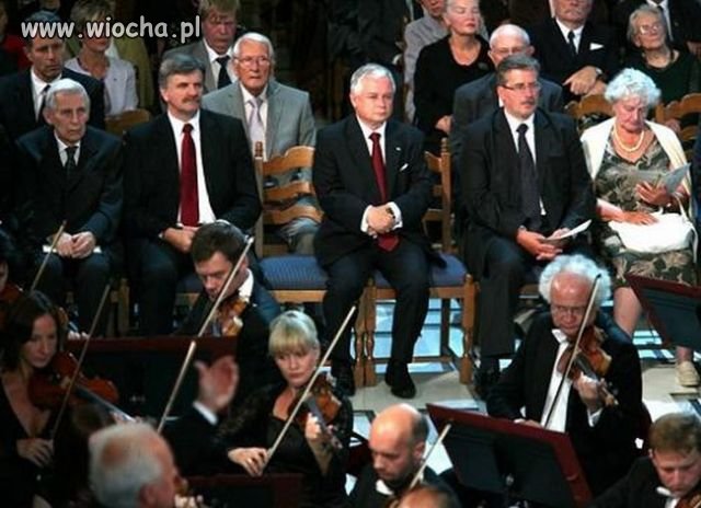 Skoro zajął 2 miejsca, zwyczajem wiochy, karny...